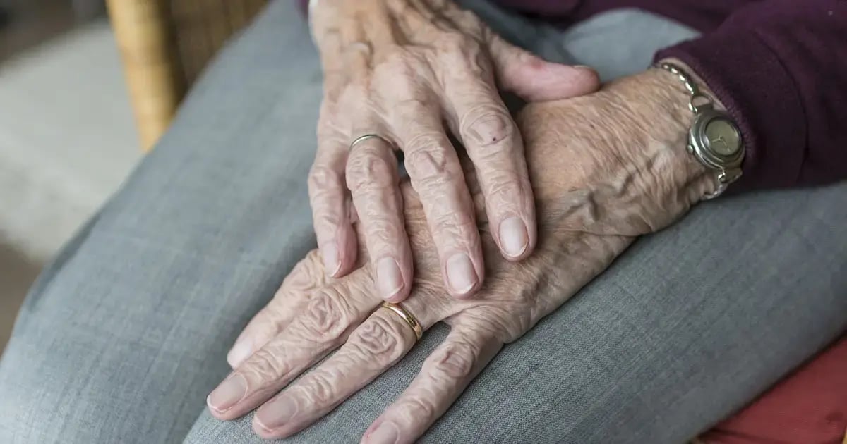 Popular initiative for strong care