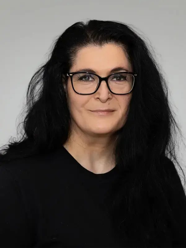 Daniela_Olaseni